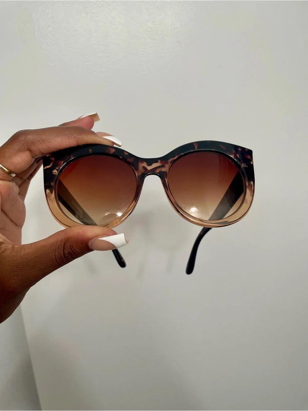 Steve madden Tortoiseshell Cat-Eye Sunglasses - Brown Gradient Lenses